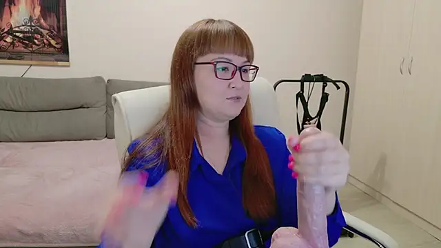 Snapshot of Foxy-lady chatting on 11/09/25, 07:23 Foxy-lady online show from 11/09/25, 07:23