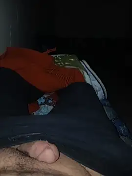 ouchenshadow2975 online show from 11/28/25, 12:57