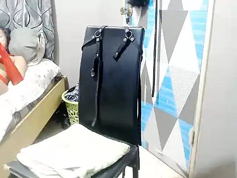 Savannah Cock online show from 12/20/25, 11:56