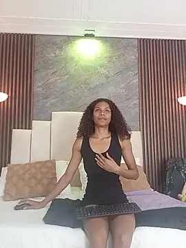 Snapshot of catiusca_reyes_03 chatting on 03/18/26, 12:19 catiusca reyes 03 online show from 03/18/26, 12:19