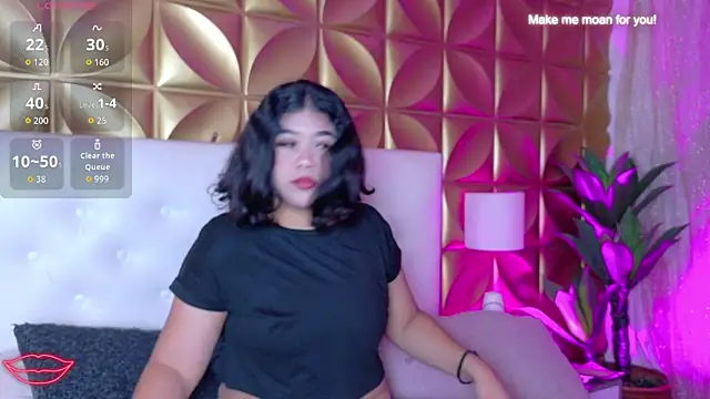 Snapshot of Amanda_Mooree chatting on 04/11/26, 04:06 Amanda Mooree online show from 04/11/26, 04:06