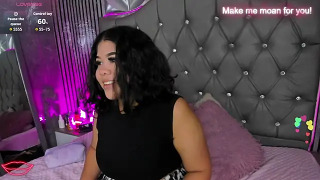 Amanda Mooree online show from 05/22/26, 03:46