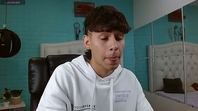 DraxBlade09 online show from 04/18/26, 07:29