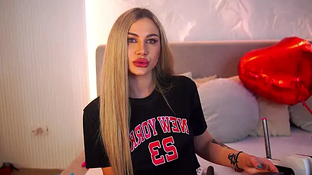 Chloe GraceeX online show from 02/16/26, 07:10