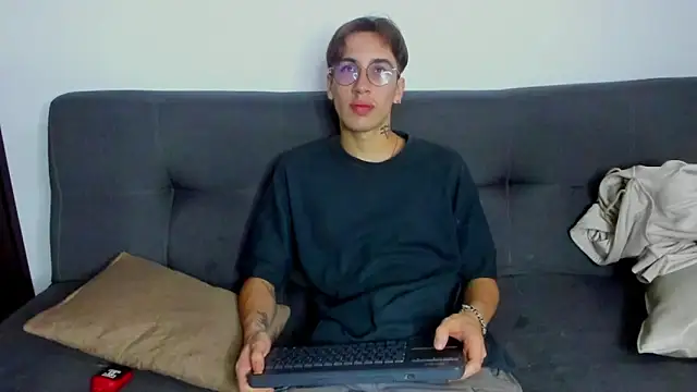 Dio  morningstar online show from 12/05/25, 12:25