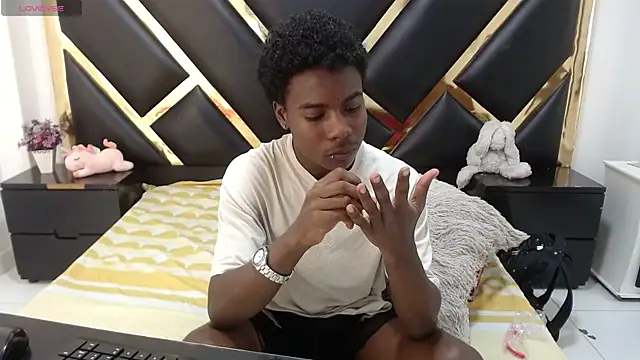 NoahJhonson69 online show from 05/22/26, 11:27