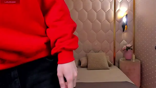 Snapshot of Even_Vrot chatting on 11/26/25, 07:48 Even Vrot online show from 11/26/25, 07:48