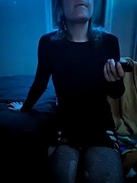 Snapshot of Drowning667 chatting on 01/18/26, 02:26 Drowning667 online show from 01/18/26, 02:26