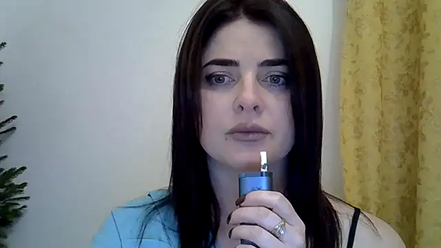 Snapshot of Darkroseq chatting on 12/04/25, 07:55 Darkroseq online show from 12/04/25, 07:55