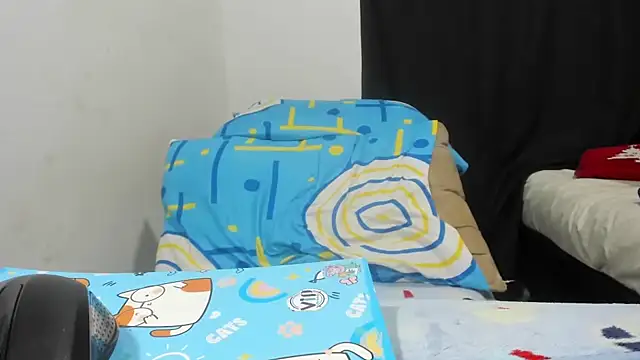 Snapshot of ebony_cristal_1 chatting on 03/08/26, 03:54 ebony cristal 1 online show from 03/08/26, 03:54