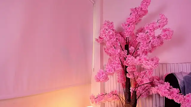 Nicole diaz7 online show from 11/24/25, 01:11