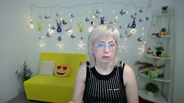 Snapshot of LaurenWishy chatting on 04/08/26, 05:18 LaurenWishy online show from 04/08/26, 05:18