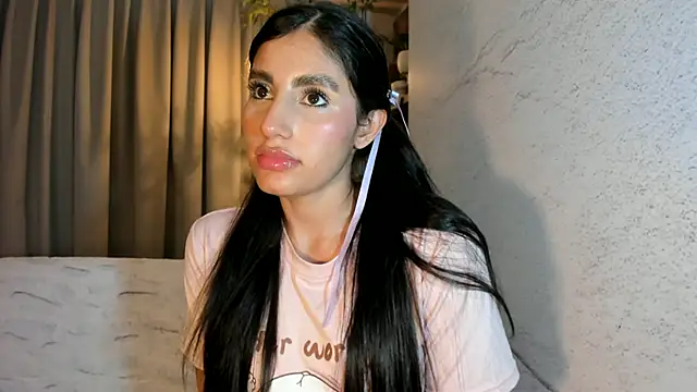 IsabelaStefano online show from 07/17/26, 03:24