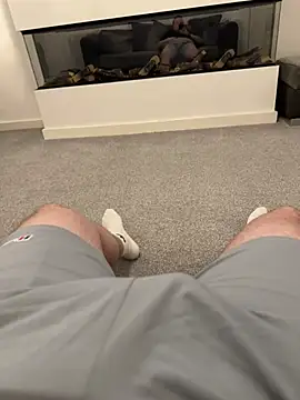 Snapshot of -bfc1882- chatting on 02/23/26, 01:47 -bfc1882- online show from 02/23/26, 01:47