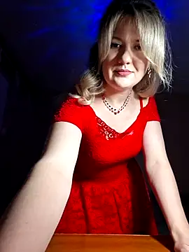 Snapshot of purplemoon1 chatting on 12/21/25, 07:21 purplemoon1 online show from 12/21/25, 07:21