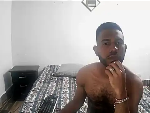 alberthot11 online show from 01/18/26, 04:11