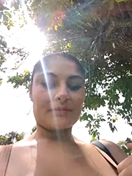 Snapshot of Laia_torres1 chatting on 03/25/26, 03:29 Laia torres1 online show from 03/25/26, 03:29