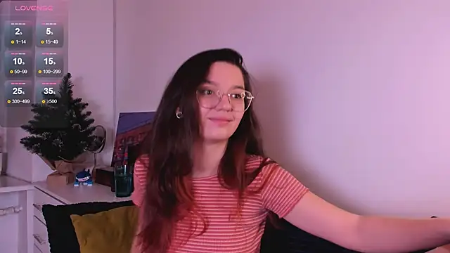 miabellee online show from 12/14/25, 09:41