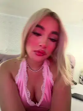 NathalieRoss1 online show from 05/13/26, 06:00