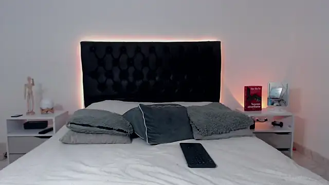 Snapshot of ray_Weeed chatting on 11/27/25, 12:35 ray Weeed online show from 11/27/25, 12:35