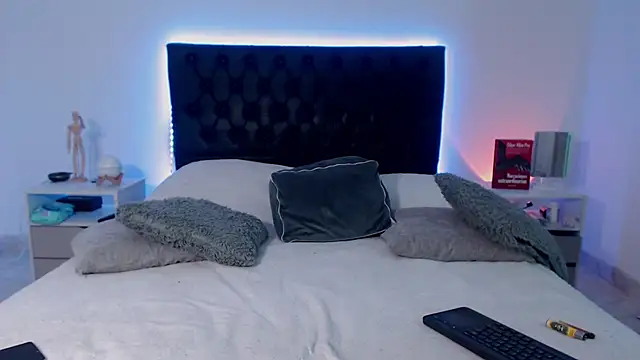 Snapshot of ray_Weeed chatting on 11/28/25, 10:34 ray Weeed online show from 11/28/25, 10:34