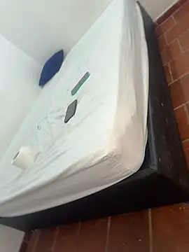 Onix couple online show from 04/12/26, 02:55