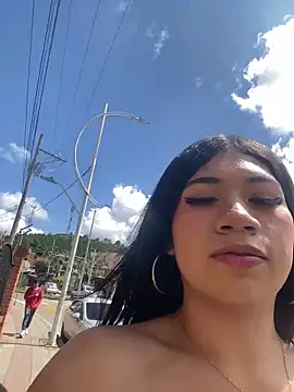 Celeste villanueva  online show from 12/01/25, 04:01