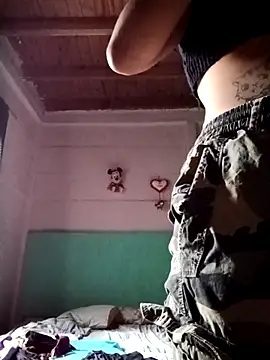 cata bronw online show from 02/05/26, 04:44