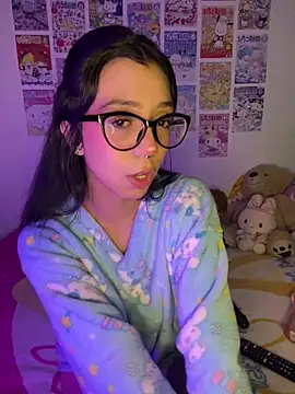 Valen-Foxx1 online show from 12/19/25, 06:09