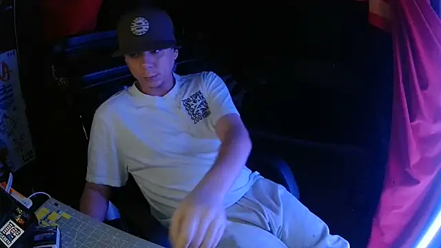 Bowerboi online show from 11/26/25, 09:21