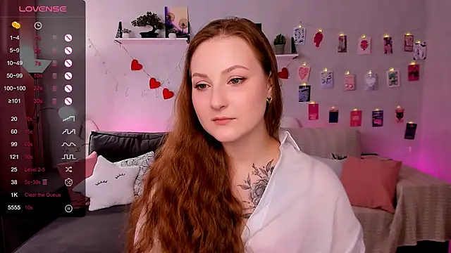 Snapshot of velvet_cherry_ chatting on 03/22/26, 08:51 velvet cherry online show from 03/22/26, 08:51