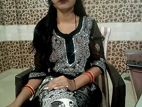 Snapshot of Sassy_Shanvi chatting on 04/13/26, 12:49 Sassy Shanvi online show from 04/13/26, 12:49