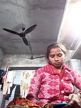 Snapshot of Hot_erion chatting on 11/27/25, 04:20 Hot erion online show from 11/27/25, 04:20