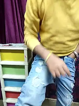 Cute Lucky online show from 12/13/25, 07:53