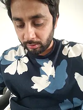 Snapshot of Cute_Lucky chatting on 04/01/26, 09:32 Cute Lucky online show from 04/01/26, 09:32