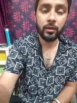 Snapshot of Cute_Lucky chatting on 04/15/26, 06:04 Cute Lucky online show from 04/15/26, 06:04