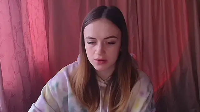 Illa May online show from 03/05/26, 10:44