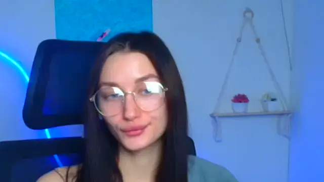 Snapshot of Stella_XO chatting on 02/20/26, 06:48 Stella XO online show from 02/20/26, 06:48