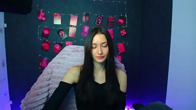 Snapshot of Stella_XO chatting on 04/08/26, 05:18 Stella XO online show from 04/08/26, 05:18