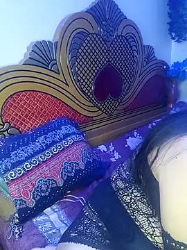 Snapshot of Sonia_baby1 chatting on 11/21/25, 05:33 Sonia baby1 online show from 11/21/25, 05:33