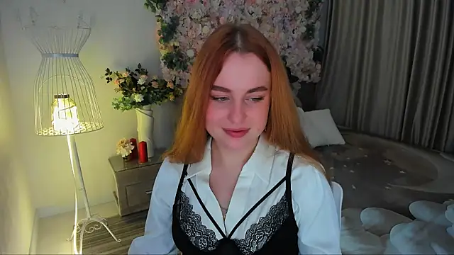 AirySilhouette online show from 11/23/25, 10:37