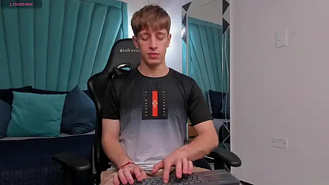 Ostin Saints online show from 11/28/25, 01:14