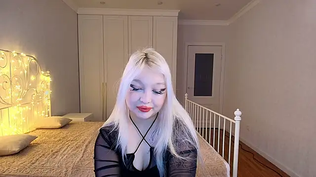 angelicaya online show from 11/30/25, 03:10