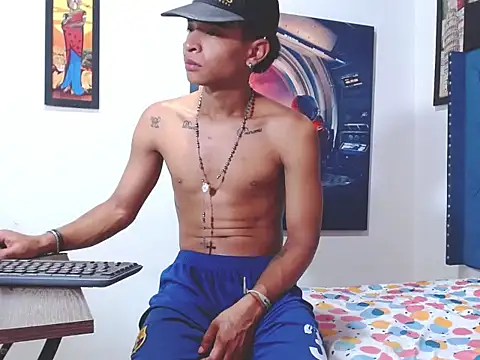 crissex3 online show from 03/12/26, 02:07