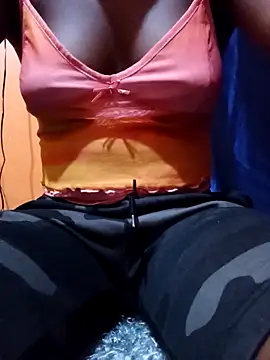 Snapshot of AngelaGraceY chatting on 11/23/25, 11:21 AngelaGraceY online show from 11/23/25, 11:21