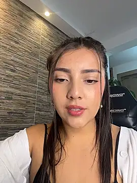 Snapshot of Sammyy_torres chatting on 03/06/26, 03:58 Sammyy torres online show from 03/06/26, 03:58