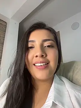 Snapshot of Sammyy_torres chatting on 04/15/26, 04:52 Sammyy torres online show from 04/15/26, 04:52