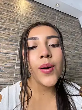 Snapshot of Sammyy_torres chatting on 05/08/26, 01:33 Sammyy torres online show from 05/08/26, 01:33