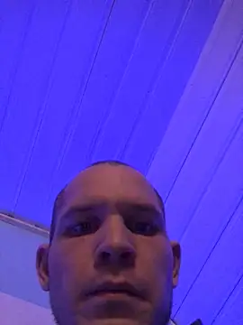 Spielzeugtwink online show from 02/03/26, 11:10