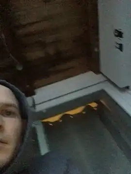 Spielzeugtwink online show from 02/06/26, 04:10